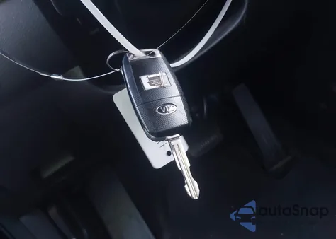 2015 Kia Forte Lx z USA, uszkodzony, nr VIN KNAFX4A60F5404473